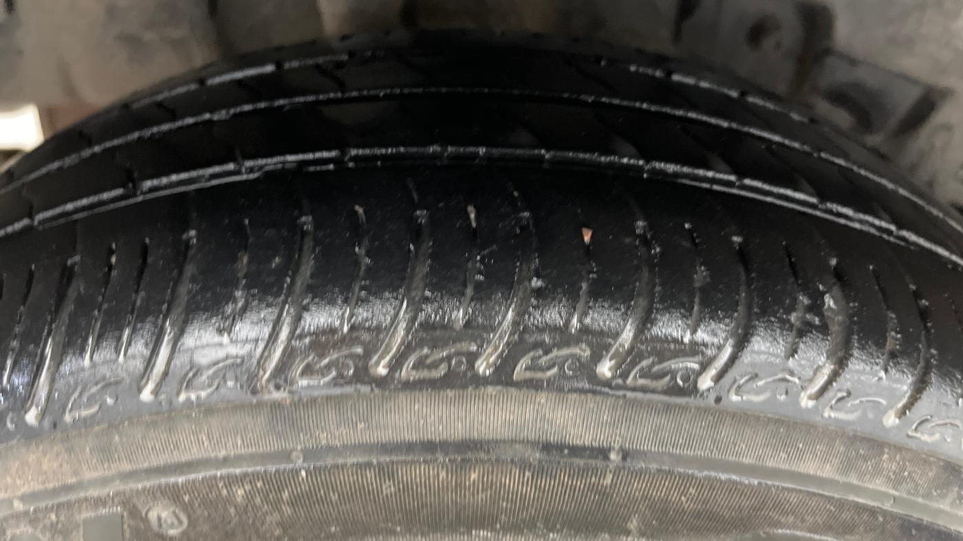 2023 Tata TIGOR XZ PLUS CNG, CNG, Manual, 57,197 km, Right Rear Tyre Tread
