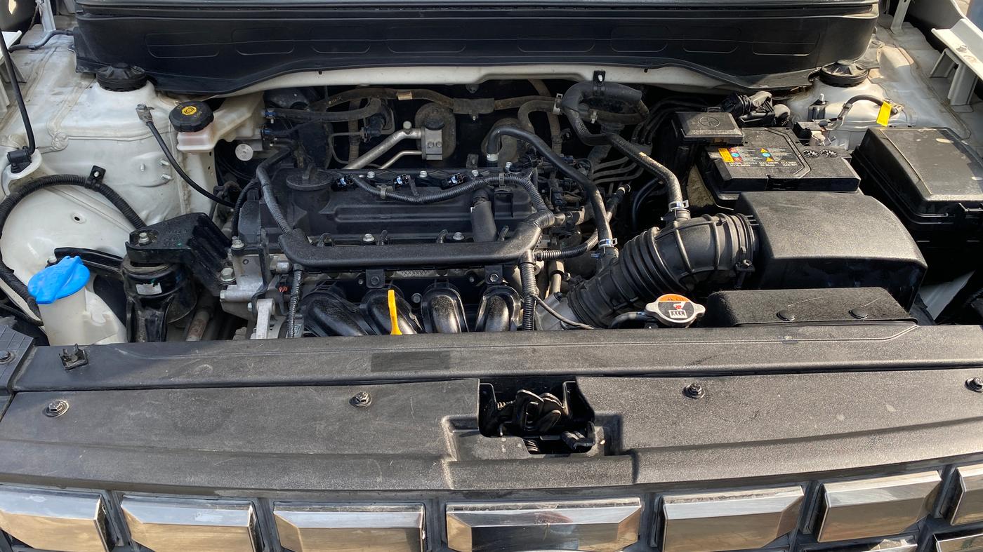 2023 Hyundai VENUE S(O) 1.2, Petrol, Manual, 33,271 km, Engine View