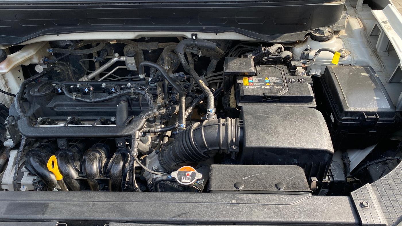2023 Hyundai VENUE S(O) 1.2, Petrol, Manual, 33,271 km, Engine View - Left