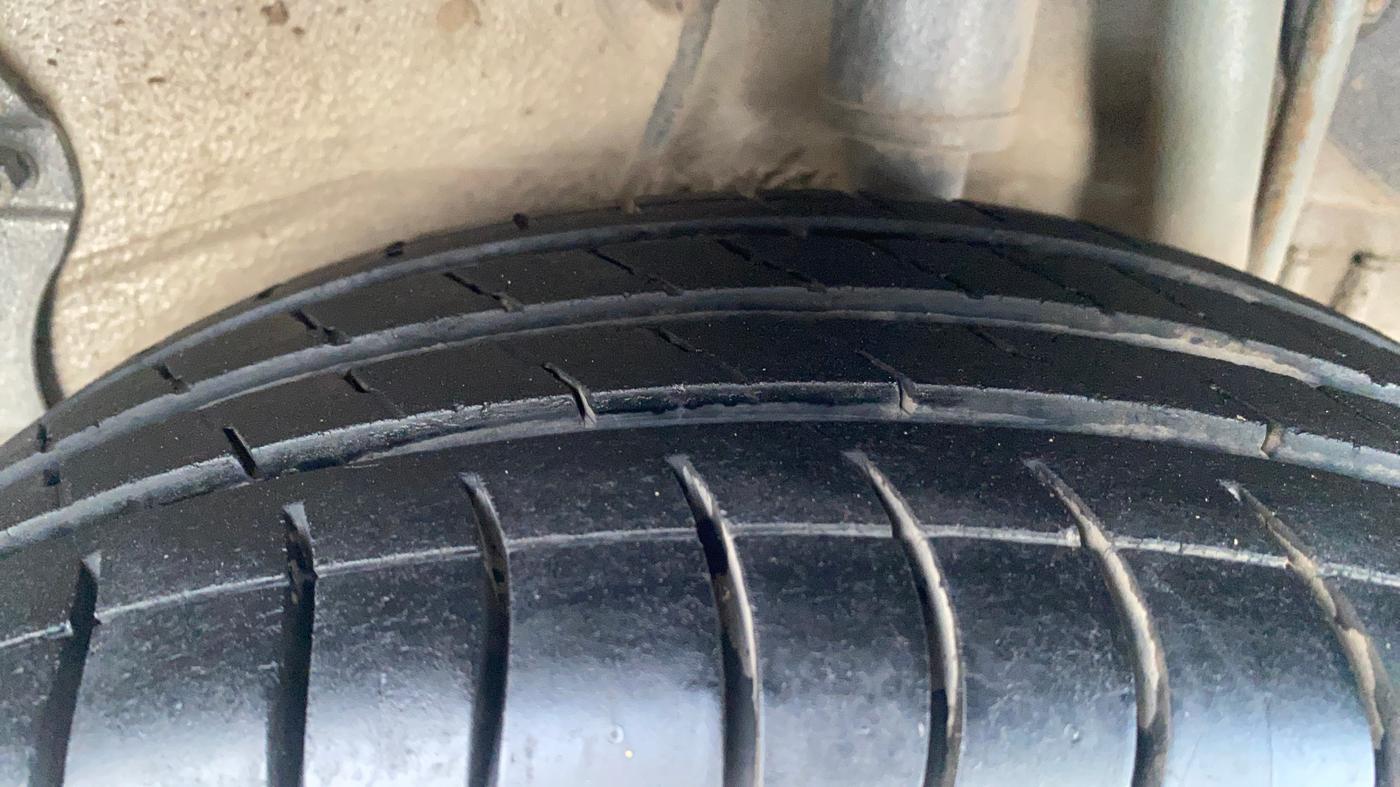 2016 Tata Zest XMS PETROL, Petrol, Manual, 96,724 km, Left Rear Tyre Tread