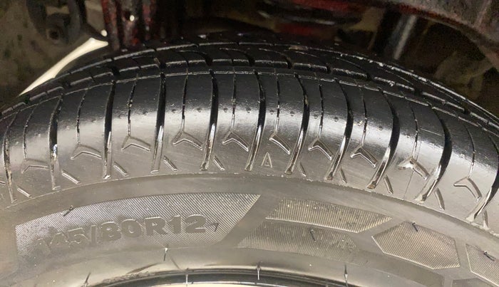 2015 Maruti Alto 800 LXI, Petrol, Manual, 56,508 km, Right Rear Tyre Tread