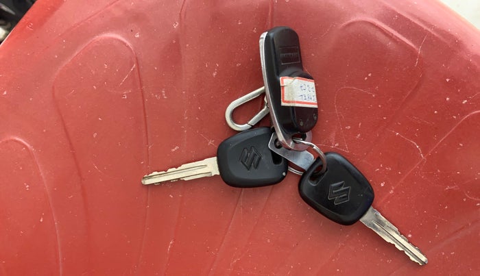 2015 Maruti Alto 800 LXI, Petrol, Manual, 56,508 km, Key Close Up