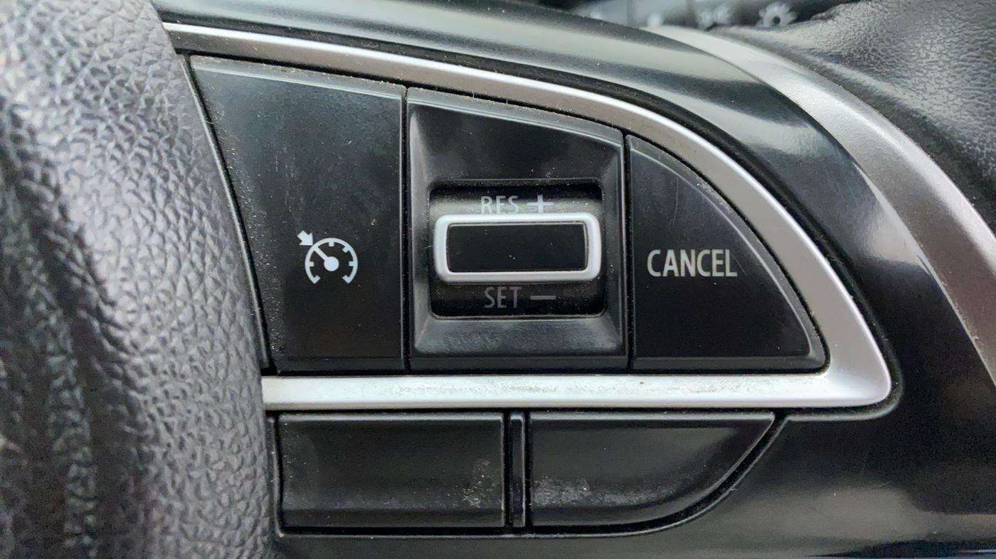 2019 Maruti XL6 ALPHA SHVS  MT, Petrol, Manual, 23,118 km, Adaptive Cruise Control
