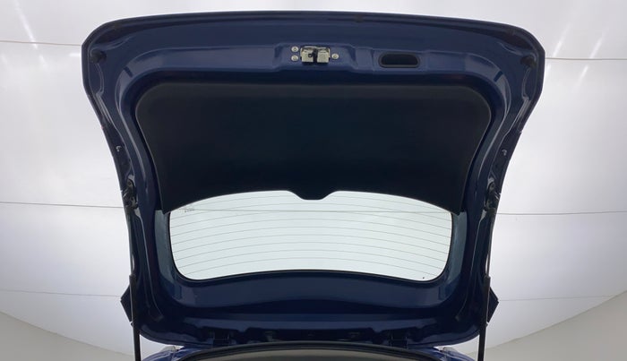 2019 Maruti XL6 ALPHA SHVS  MT, Petrol, Manual, 23,118 km, Boot Door Open