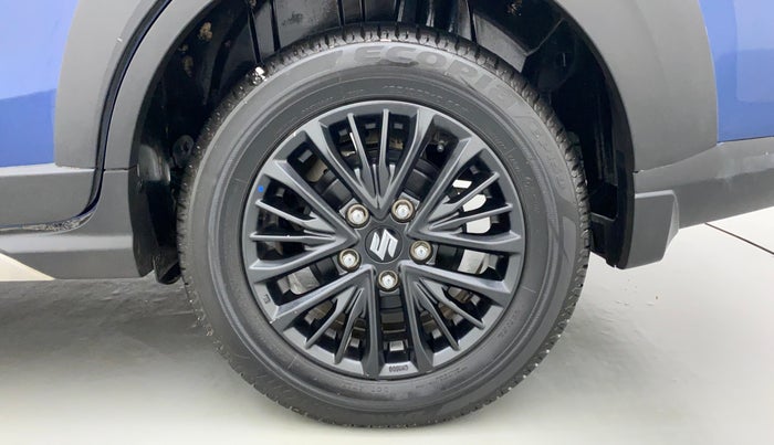 2019 Maruti XL6 ALPHA SHVS  MT, Petrol, Manual, 23,118 km, Left Rear Wheel