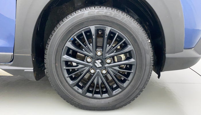 2019 Maruti XL6 ALPHA SHVS  MT, Petrol, Manual, 23,118 km, Right Front Wheel