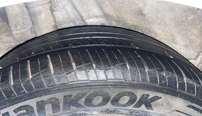 2018 Hyundai Verna 1.6 VTVT SX (O) AT, Petrol, Automatic, 65,301 km, Right Rear Tyre Tread