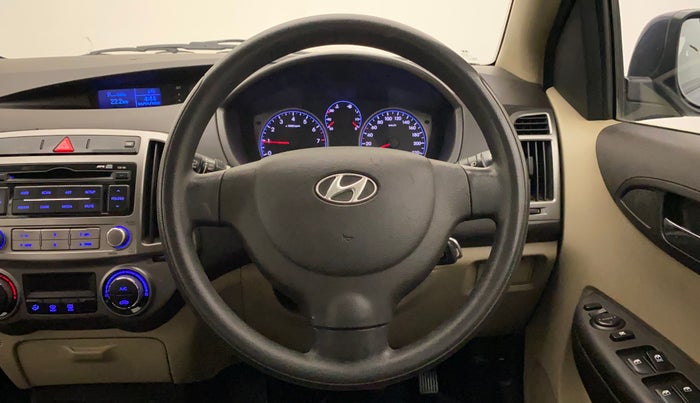 2013 Hyundai i20 MAGNA (O) 1.2, Petrol, Manual, 51,380 km, Steering Wheel Close Up