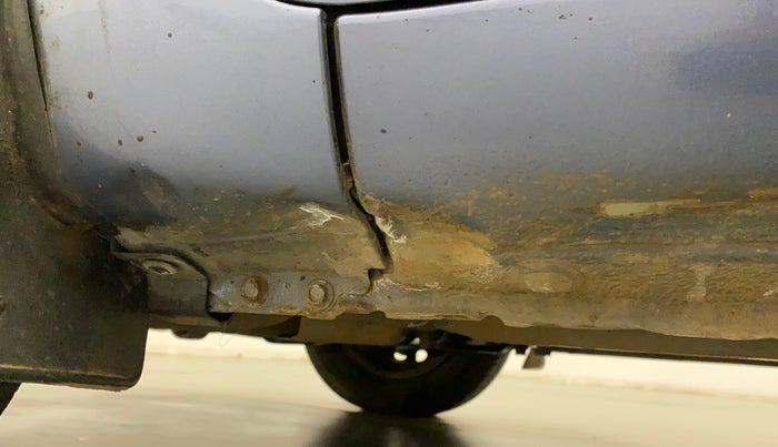 2013 Hyundai i20 MAGNA (O) 1.2, Petrol, Manual, 51,380 km, Left running board - Paint has minor damage