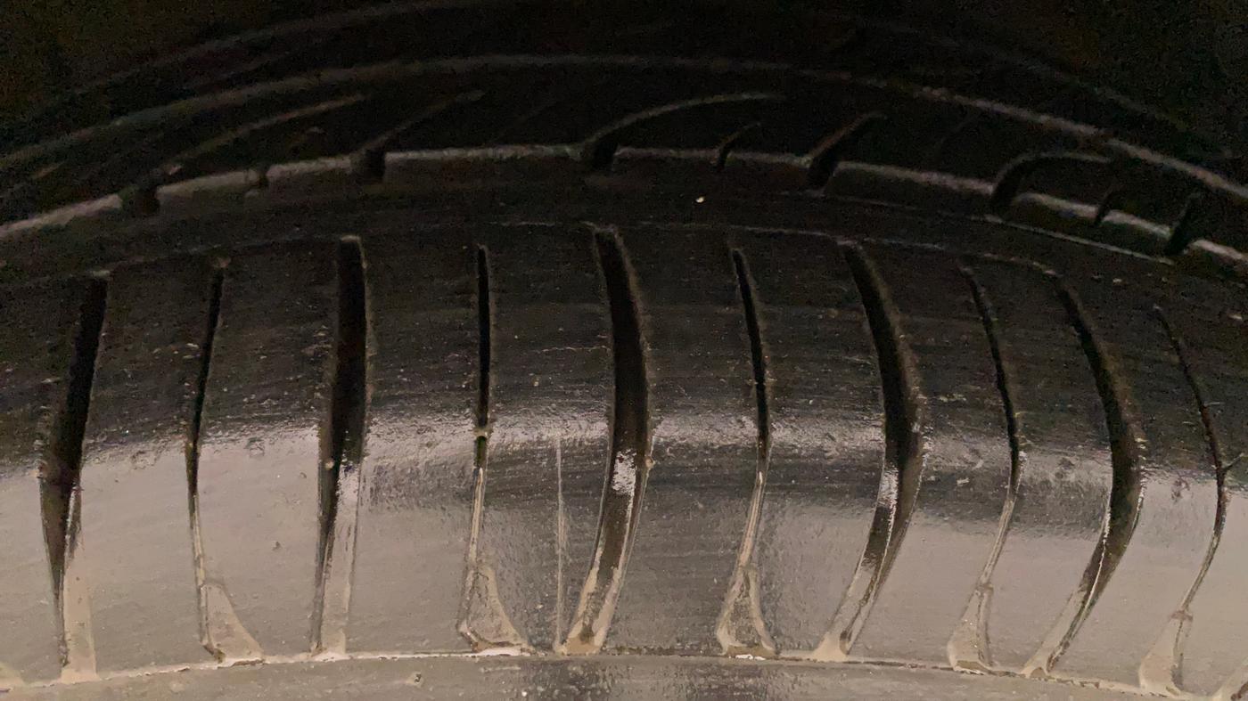 2013 Hyundai i20 MAGNA (O) 1.2, Petrol, Manual, 51,380 km, Right Front Tyre Tread