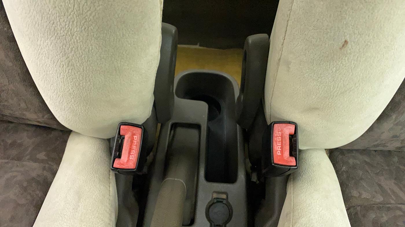 2011 Hyundai i10 MAGNA 1.2, Petrol, Manual, 88,437 km, Driver Side Adjustment Panel