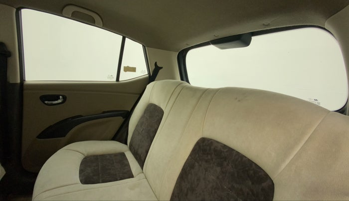 2011 Hyundai i10 MAGNA 1.2, Petrol, Manual, 88,437 km, Right Side Rear Door Cabin