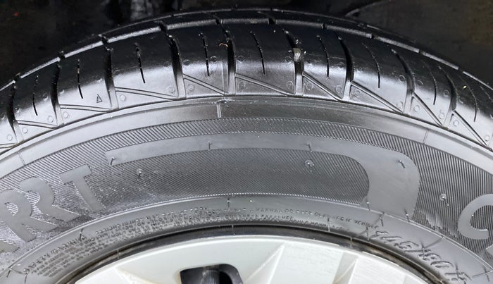 2020 Maruti Alto VXI, Petrol, Manual, 1,754 km, Right Front Tyre Tread