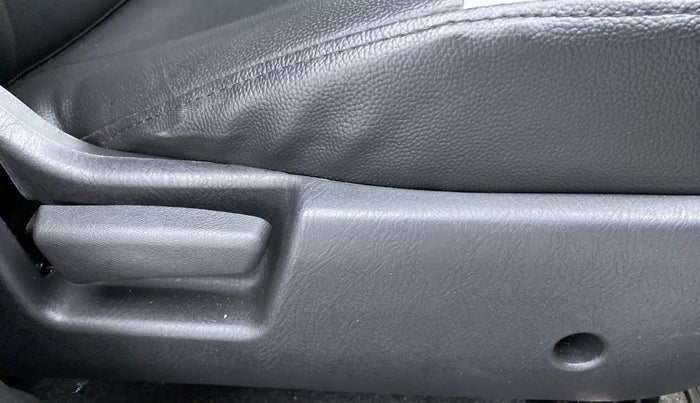 2020 Maruti Alto VXI, Petrol, Manual, 1,754 km, Driver Side Adjustment Panel