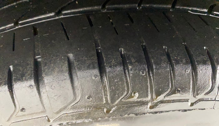 2014 Hyundai Elite i20 ASTA 1.2, Petrol, Manual, 56,843 km, Right Rear Tyre Tread