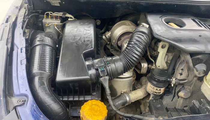 2017 Tata Hexa XT 4X2 7 STR, Diesel, Manual, 89,492 km, Engine View - Right