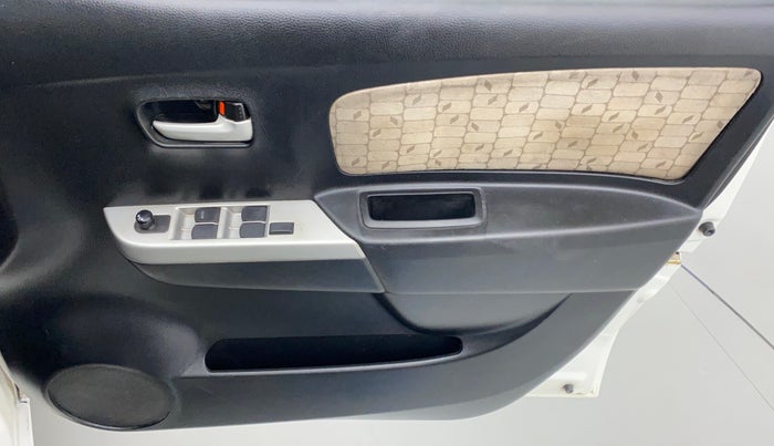 2013 Maruti Wagon R 1.0 VXI, Petrol, Manual, 66,823 km, Driver Side Door Panels Control