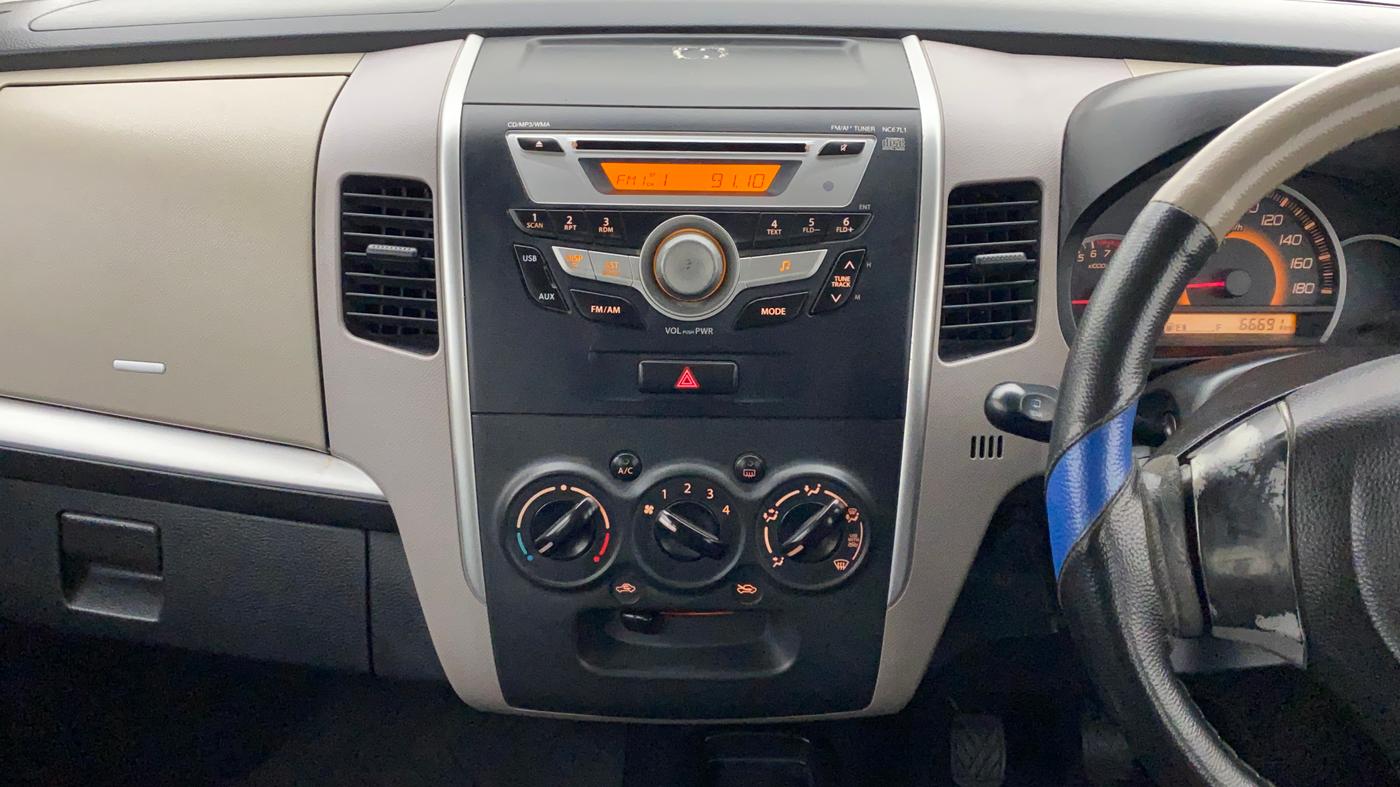 2013 Maruti Wagon R 1.0 VXI, CNG, Manual, 66,823 km, Air Conditioner