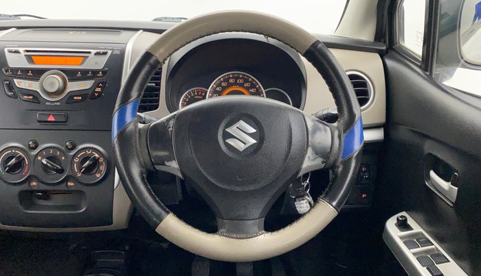 2013 Maruti Wagon R 1.0 VXI, Petrol, Manual, 66,823 km, Steering Wheel Close Up