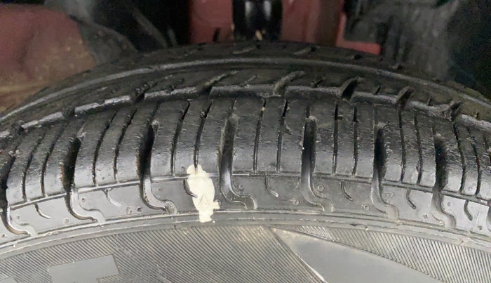 2019 Renault Kwid RXL, Petrol, Manual, 13,045 km, Right Front Tyre Tread