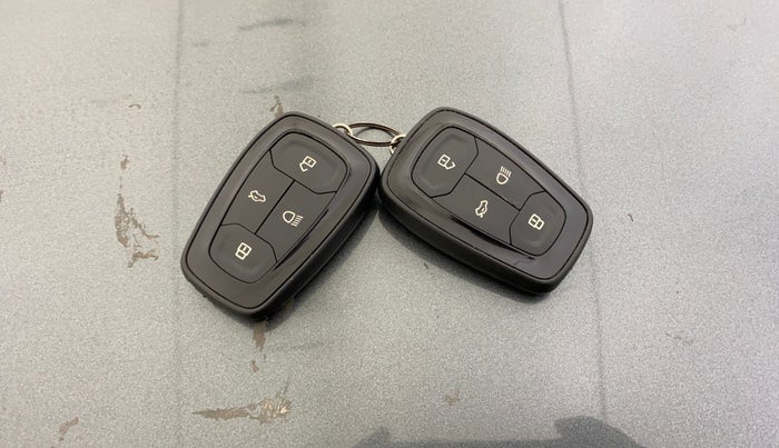 2023 Tata ALTROZ XZA PLUS, Petrol, Automatic, 53,702 km, Key Close Up