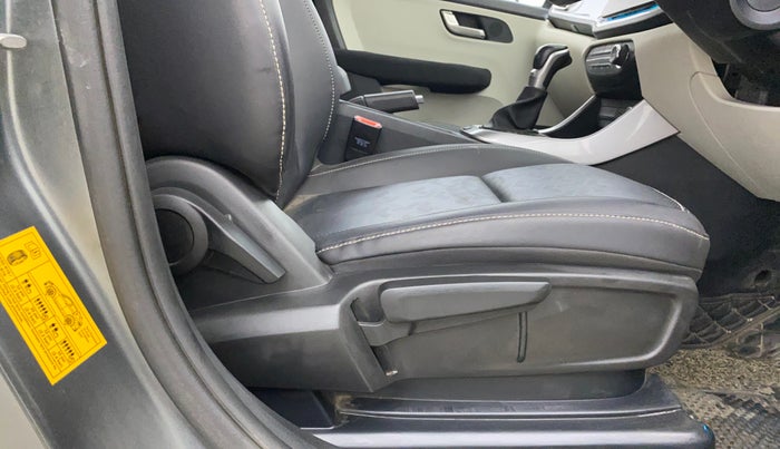 2023 Tata ALTROZ XZA PLUS, Petrol, Automatic, 53,702 km, Driver Side Adjustment Panel