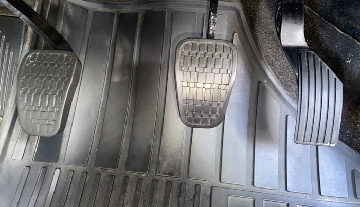 2019 Tata NEXON XM PETROL, Petrol, Manual, 27,537 km, Pedals