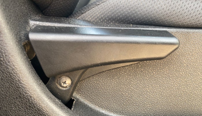 2019 Tata NEXON XM PETROL, Petrol, Manual, 27,537 km, Driver Side Adjustment Panel