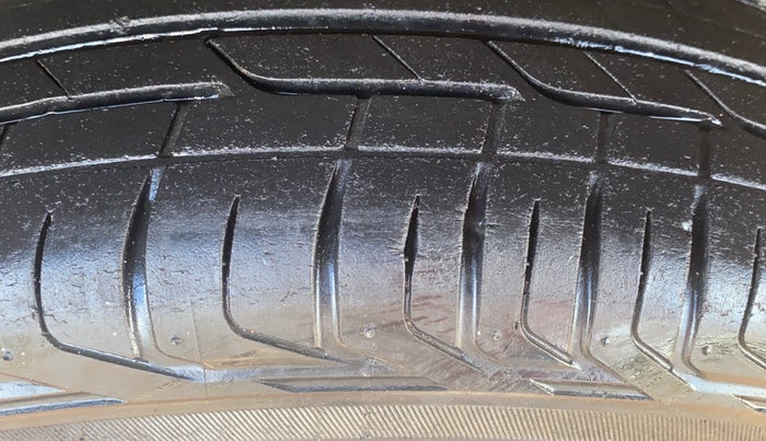 2019 Tata NEXON XM PETROL, Petrol, Manual, 27,537 km, Left Rear Tyre Tread