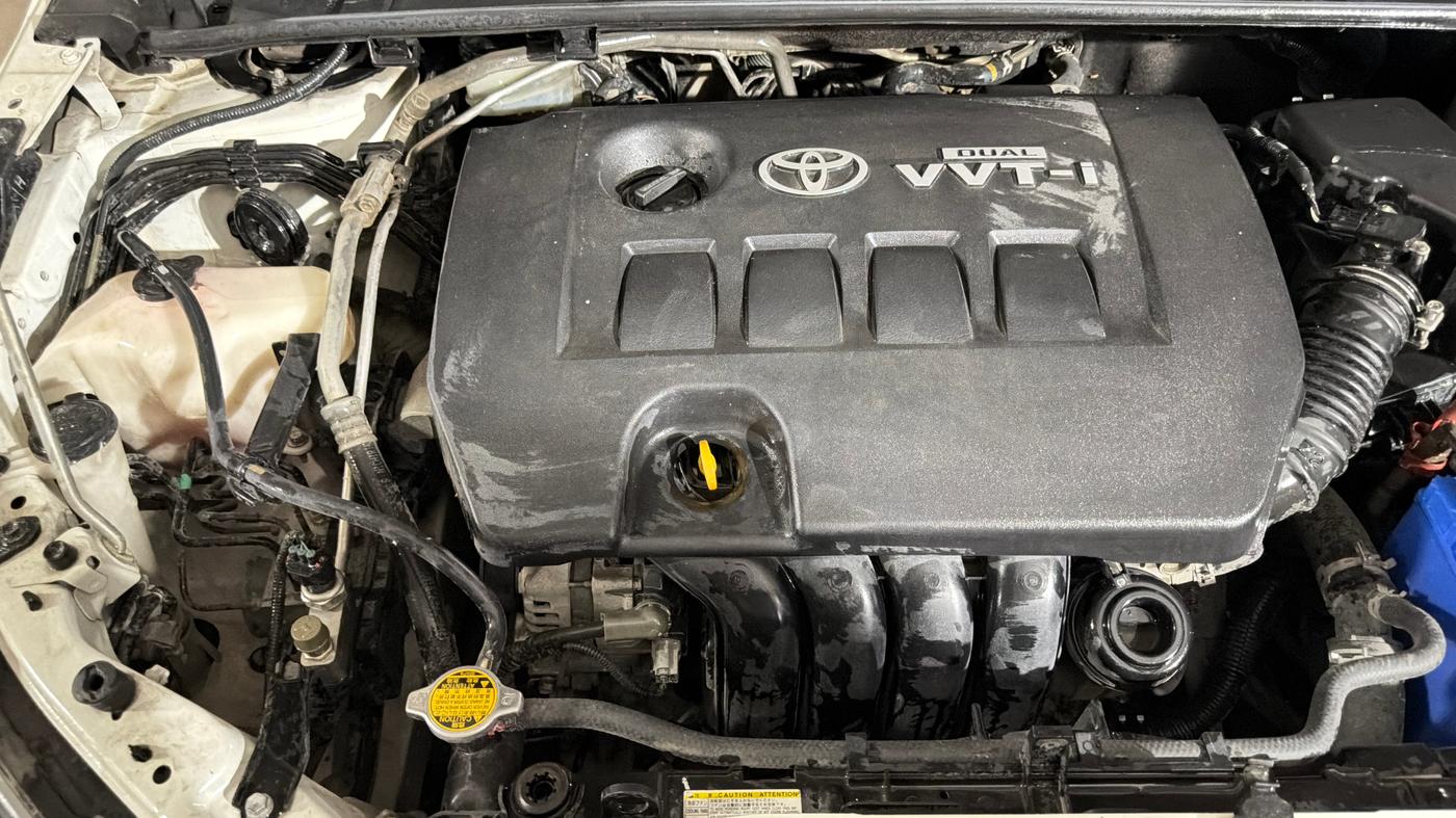 2015 Toyota Corolla Altis VL CVT PETROL, Petrol, Automatic, 1,06,107 km, Engine View - Right