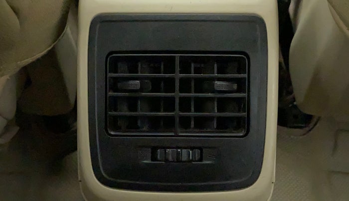 2018 Maruti Dzire ZXI AMT, Petrol, Automatic, 36,353 km, Rear AC Vents