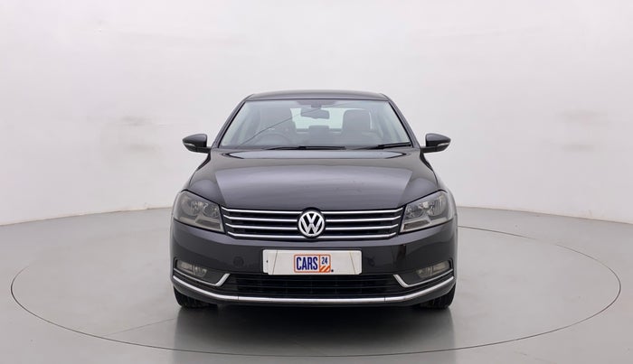 2012 Volkswagen Passat TRENDLINE MT, Diesel, Manual, 94,144 km, Front
