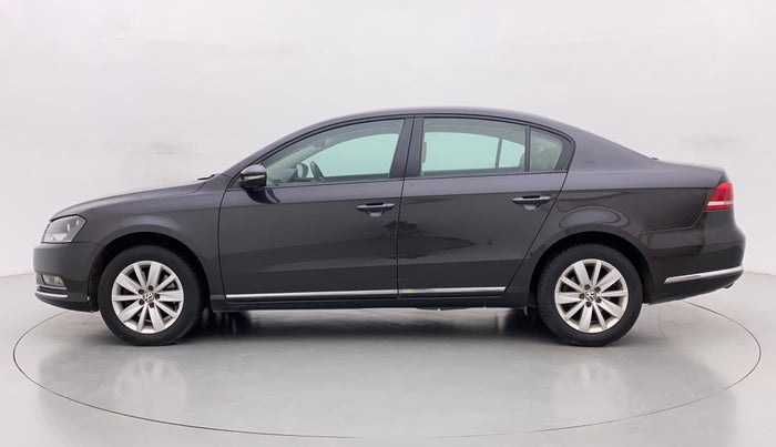 2012 Volkswagen Passat TRENDLINE MT, Diesel, Manual, 94,144 km, Left Side