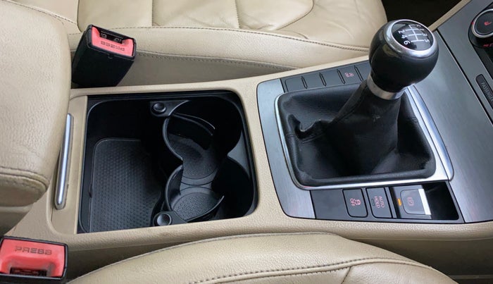 2012 Volkswagen Passat TRENDLINE MT, Diesel, Manual, 94,144 km, Gear Lever