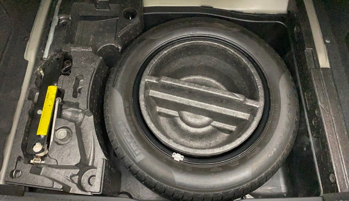 2012 Volkswagen Passat TRENDLINE MT, Diesel, Manual, 94,144 km, Spare Tyre