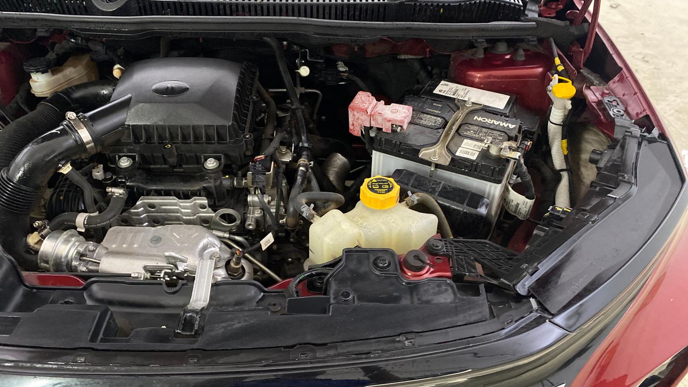 2025 Tata Curvv Accomplished S 1.2 Petrol 7DCA, Petrol, Automatic, 4,303 km, Engine View - Left