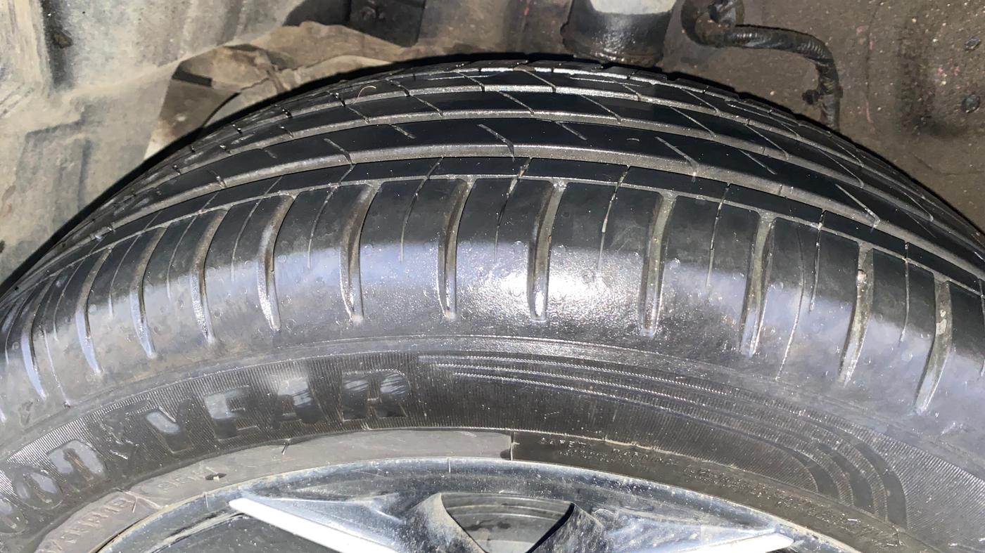 2025 Tata Curvv Accomplished S 1.2 Petrol 7DCA, Petrol, Automatic, 4,303 km, Right Rear Tyre Tread