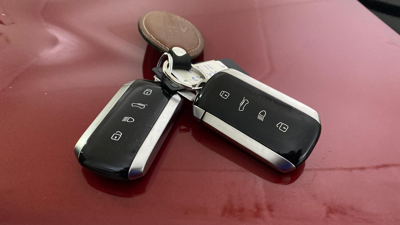2025 Tata Curvv Accomplished S 1.2 Petrol 7DCA, Petrol, Automatic, 4,303 km, Key Close Up