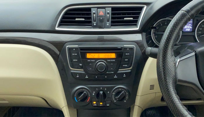 2016 Maruti Ciaz VXI OPT, Petrol, Manual, 32,941 km, Air Conditioner