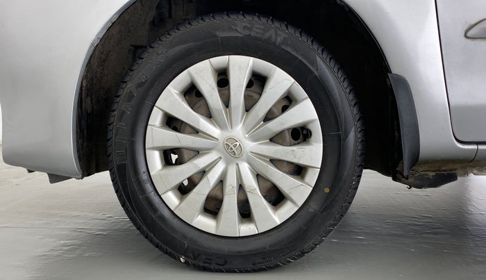 2011 Toyota Etios G, CNG, Manual, 73,470 km, Left Front Wheel