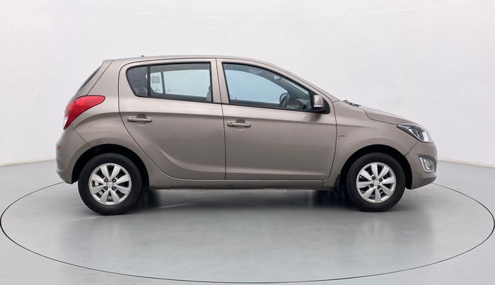 2013 Hyundai i20 SPORTZ 1.2, Petrol, Manual, 53,373 km, Right Side View