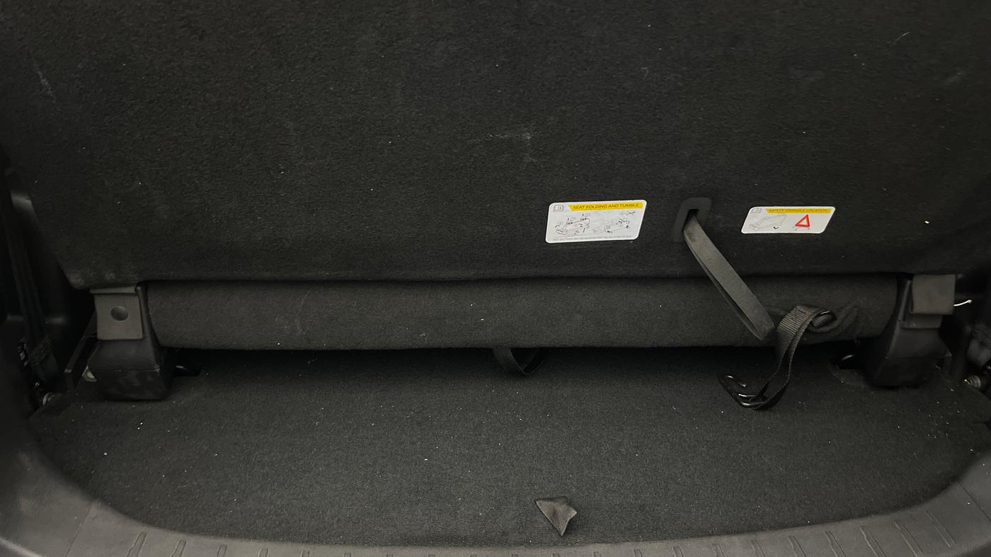 2024 Mahindra SCORPIO-N Z8 L PETROL AT 7 STR, Petrol, Automatic, 21,193 km, Boot Inside