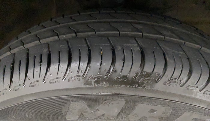2023 Maruti S PRESSO VXI+, Petrol, Manual, 10,032 km, Right Front Tyre Tread