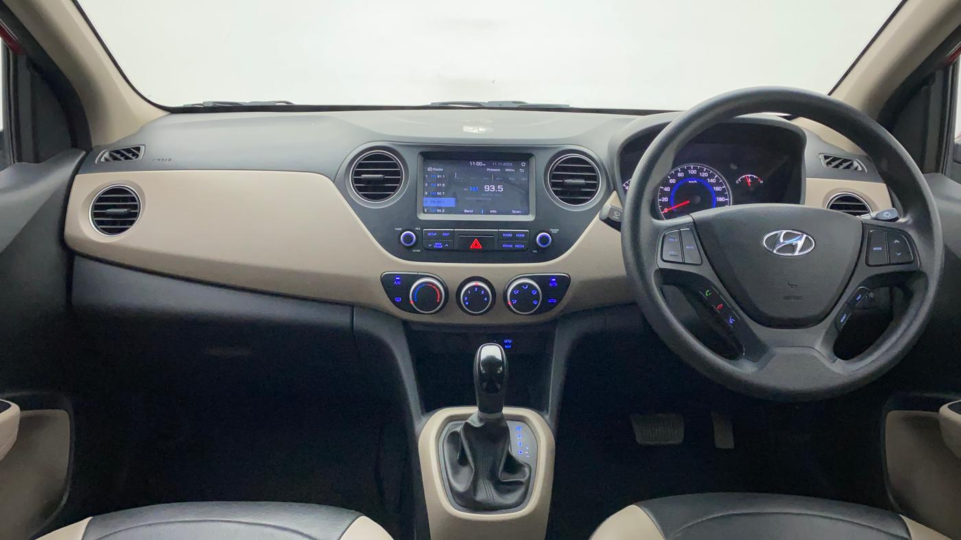 2018 Hyundai Grand i10 SPORTZ AT 1.2 KAPPA VTVT, Petrol, Automatic, 52,383 km, Dashboard