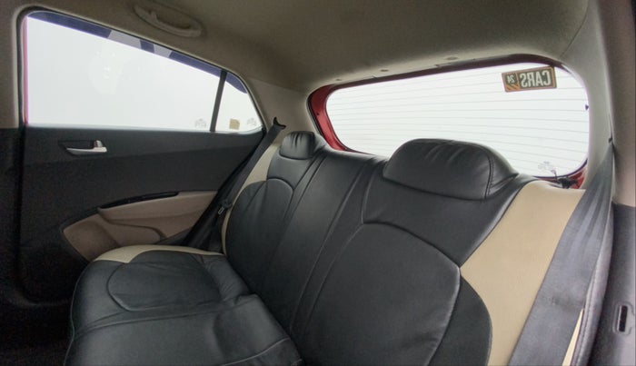 2018 Hyundai Grand i10 SPORTZ AT 1.2 KAPPA VTVT, Petrol, Automatic, 52,383 km, Right Side Rear Door Cabin