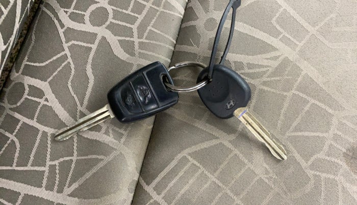 2015 Hyundai Grand i10 SPORTZ 1.2 KAPPA VTVT, Petrol, Manual, 53,268 km, Key Close Up