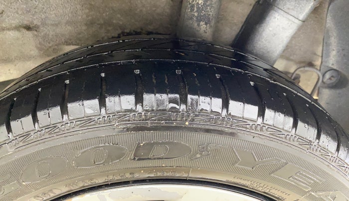 2015 Hyundai Grand i10 SPORTZ 1.2 KAPPA VTVT, Petrol, Manual, 53,268 km, Left Rear Tyre Tread