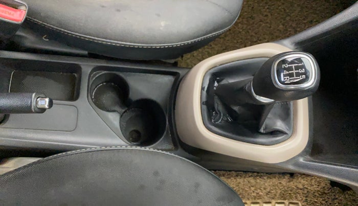 2015 Hyundai Grand i10 SPORTZ 1.2 KAPPA VTVT, Petrol, Manual, 53,268 km, Gear Lever