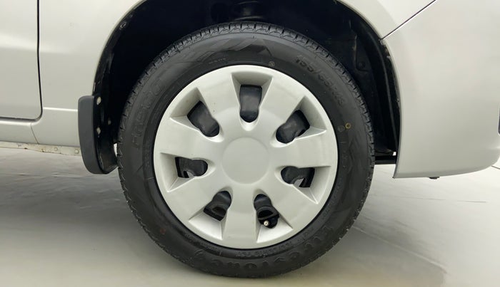 2012 Maruti Alto K10 VXI P, Petrol, Manual, 41,069 km, Right Front Wheel