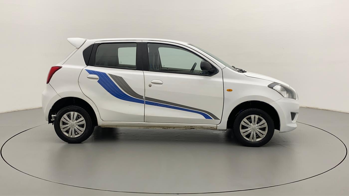 2017 Datsun Go ANNIVERSARY EDITION, Petrol, Manual, 32,611 km, Right Side View